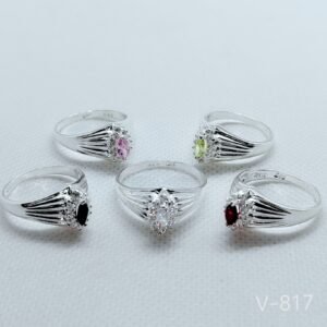v 817