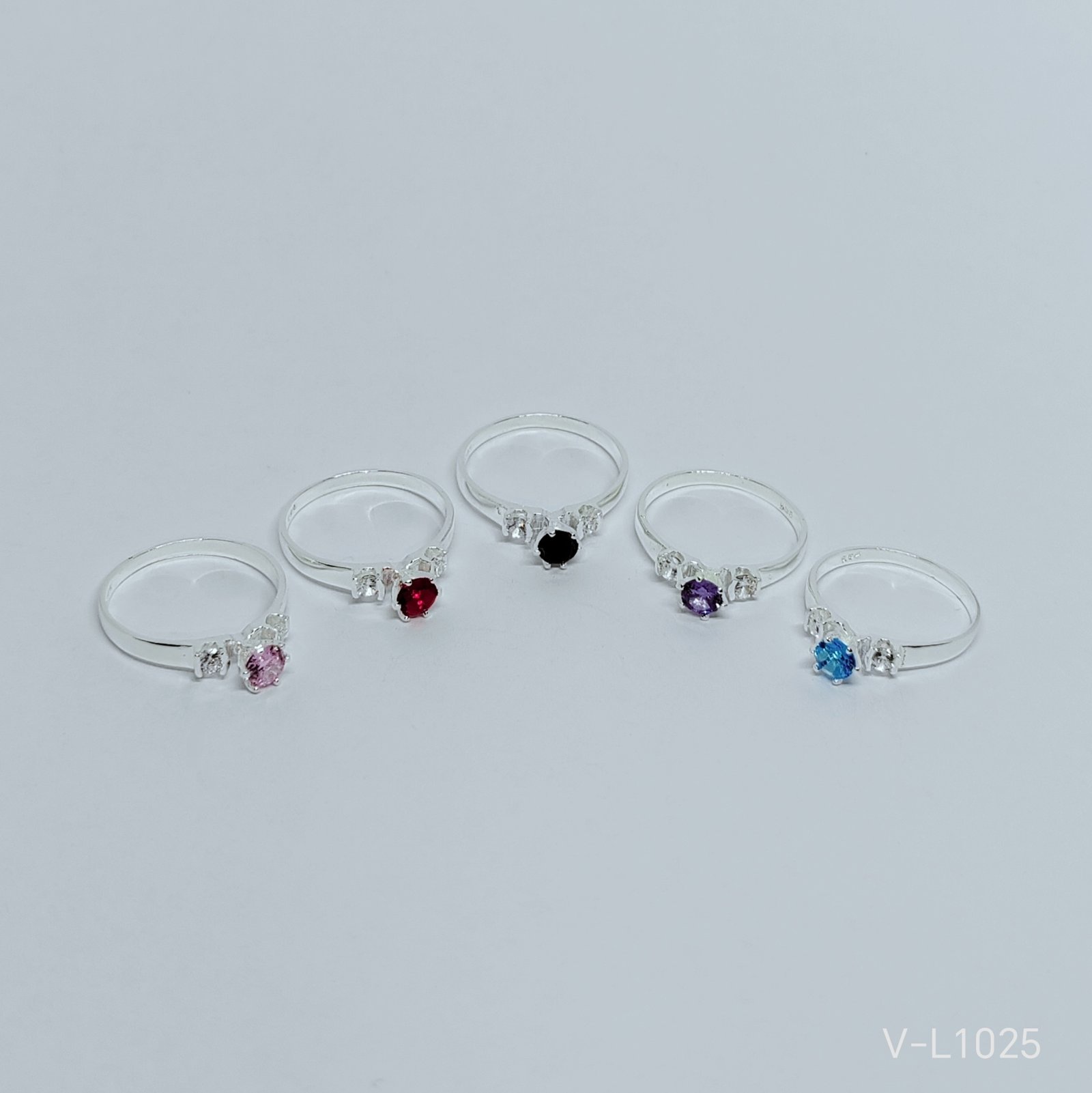 v l1025 v l1025
