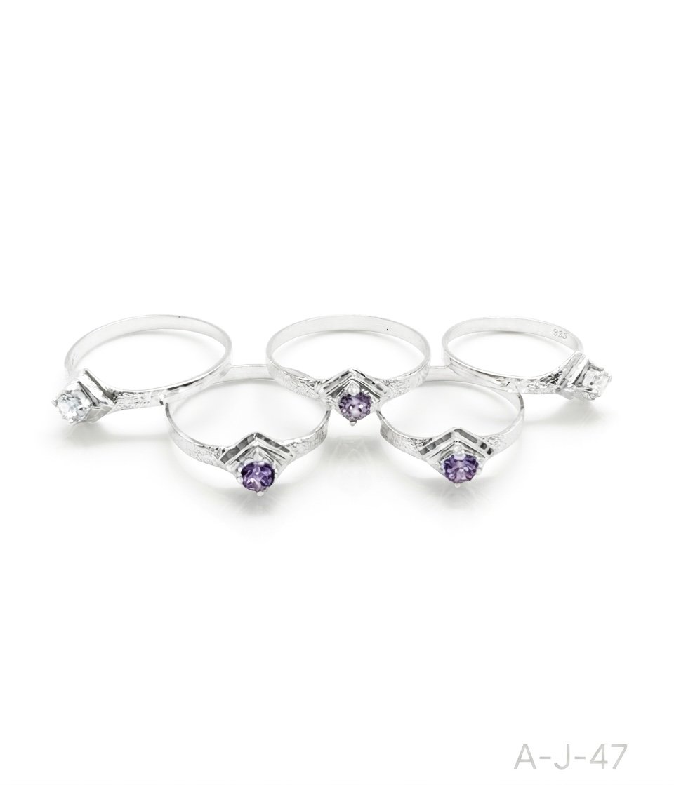 Anillo Niña Pirámide