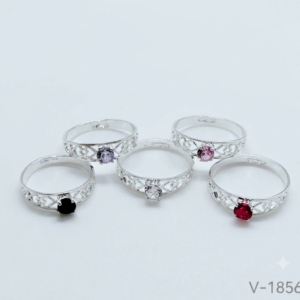 Anillo Solitario Corazoncitos